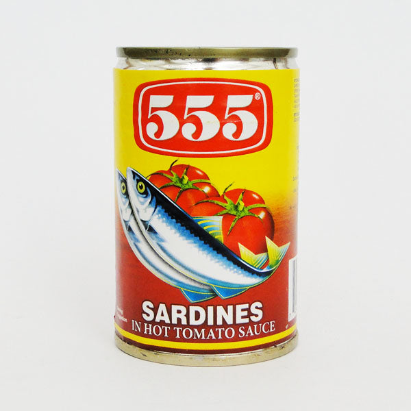 555 Sardines in Hot Tomato Sauce 155g