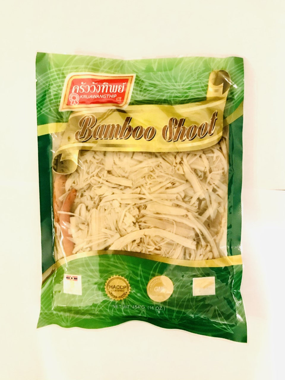 Kruawangthip Bamboo Shoot with BaiYaNang and Chilli 454g